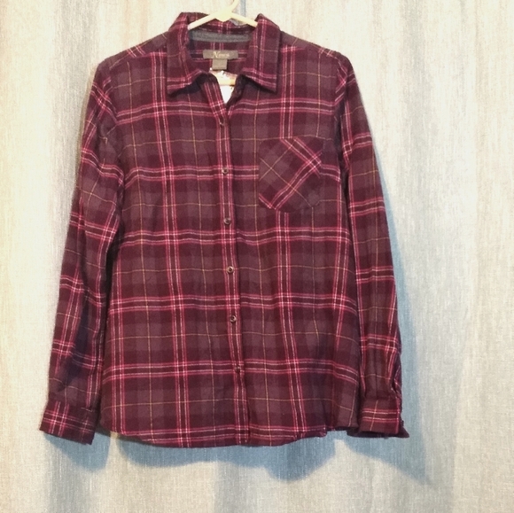 Natural Reflections Tops - NWT@Plaid Flannel Shirt -Size M